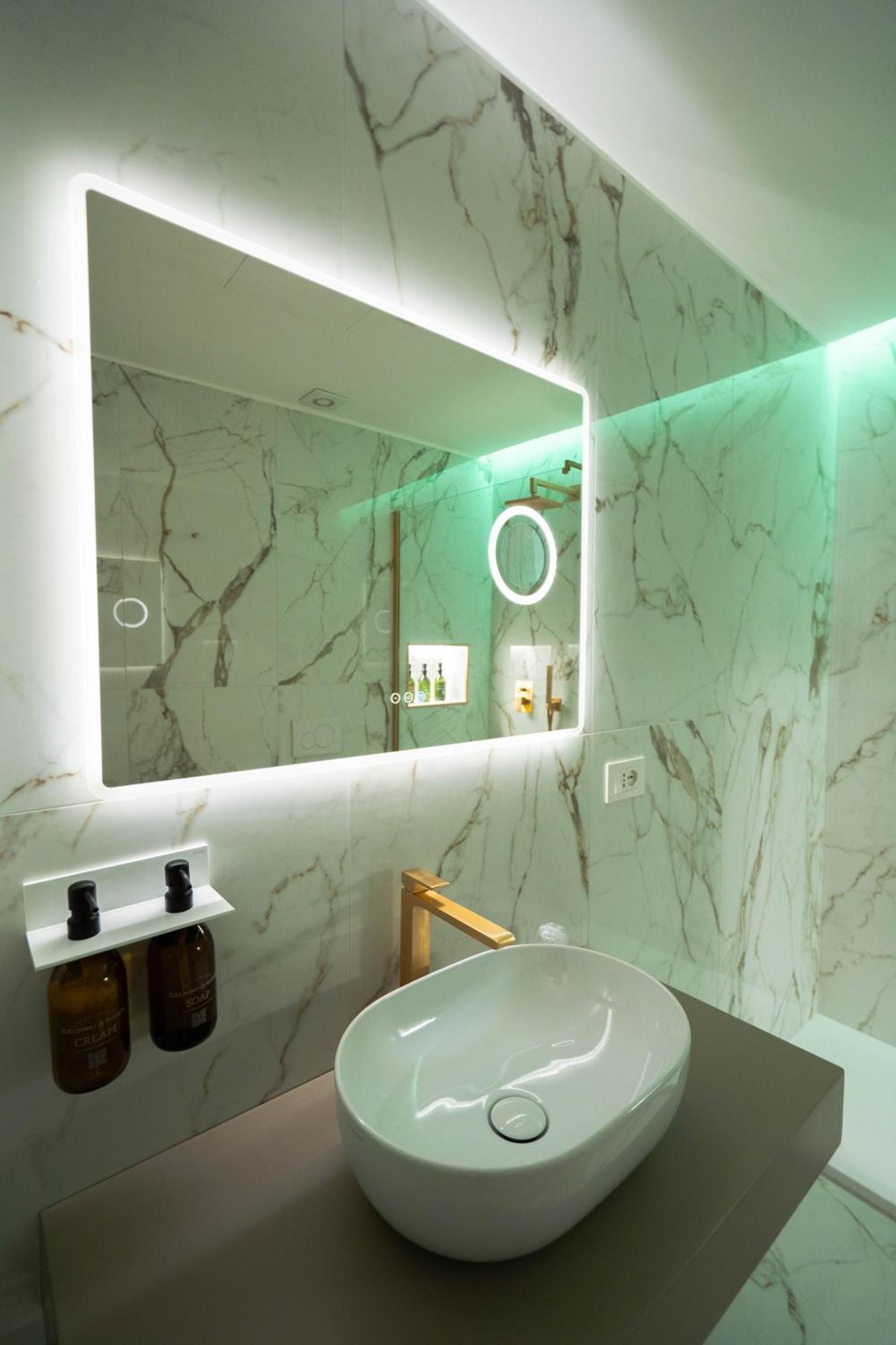 56 Orange Street Luxury Accommodation Rome Exterior photo